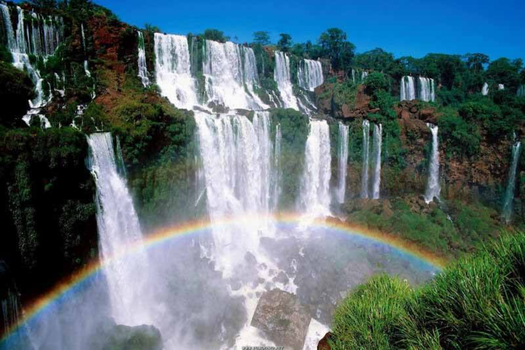 Cảnh sắc vô cùng tráng lệ, đẹp mơ hồn tại thác Iguazu Falls