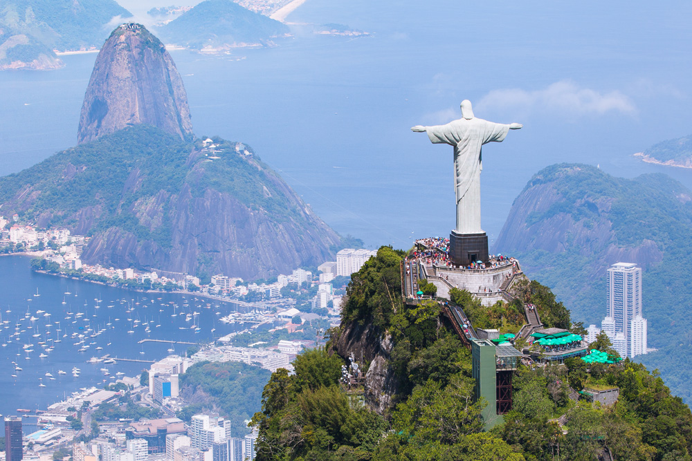 Tượng Chúa Kitô Cứu Thế (Rio de Janeiro) - biểu tượng của Nam Mỹ