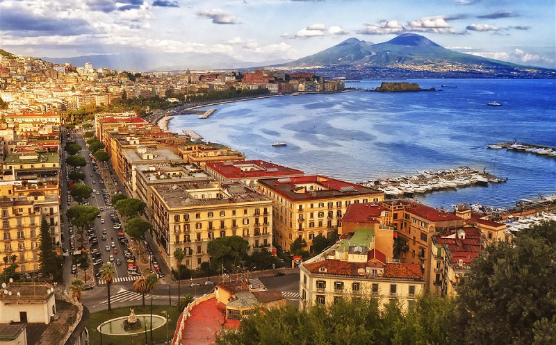 Thành phố Napoli với những cảnh quan ấn tượng