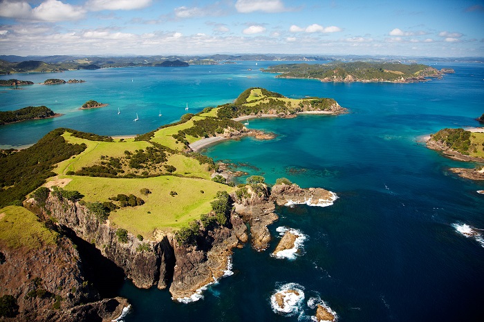 Vịnh quần đảo với hơn 144 đảo lớn nhỏ ở New Zealand